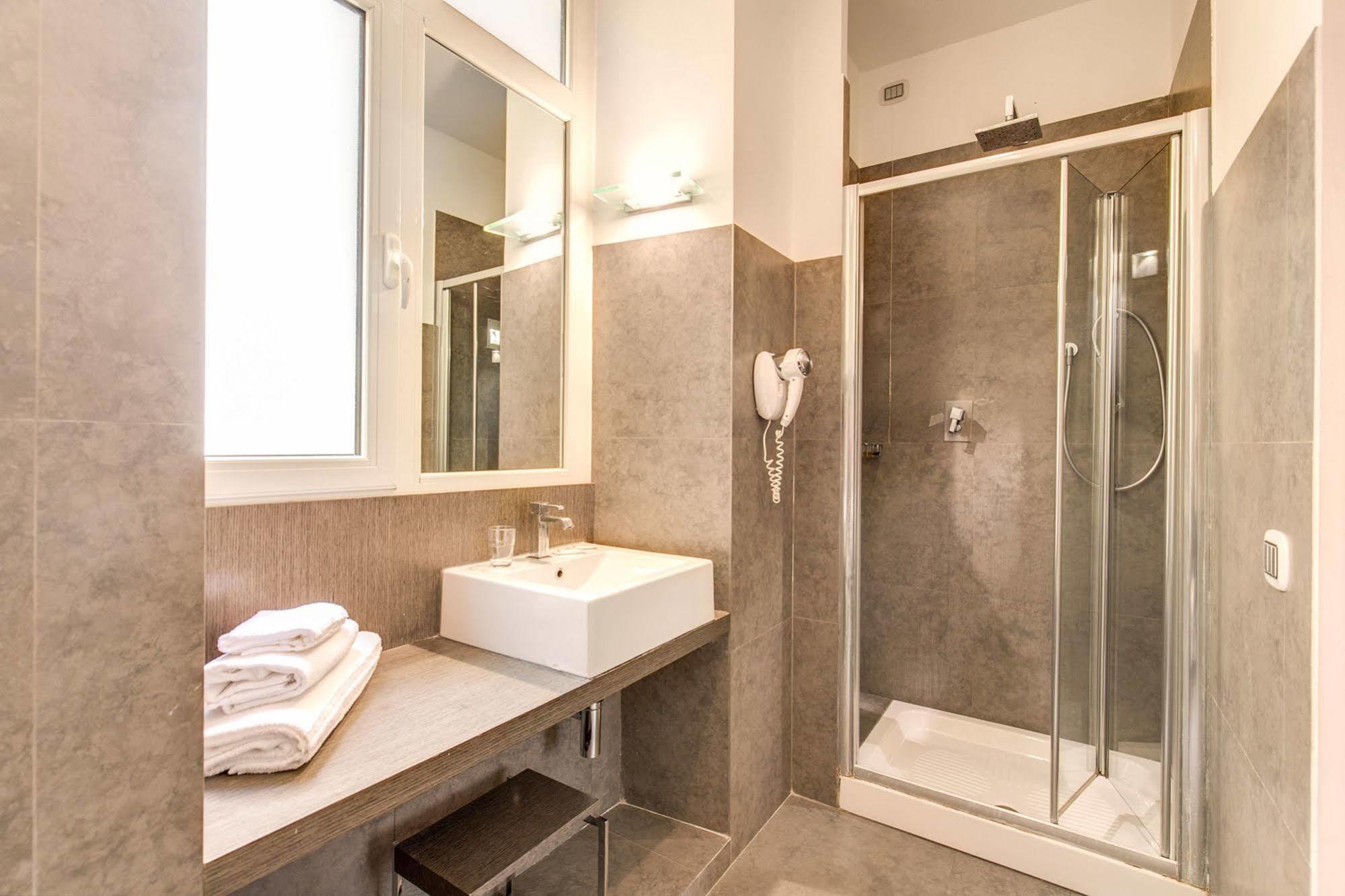 เรซิเดนซา บอร์เกเซ Bed & Breakfast โรม ภายนอก รูปภาพ