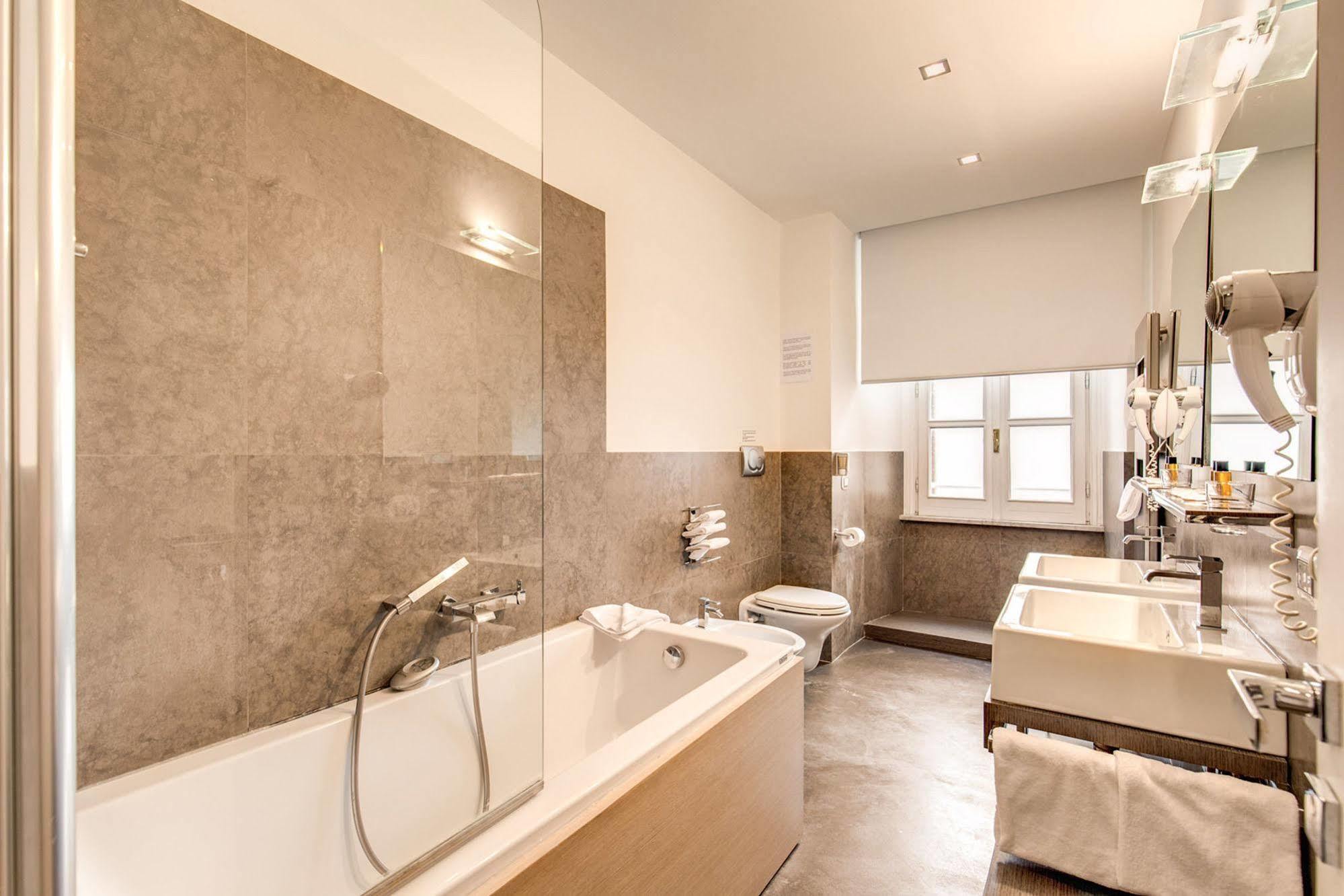เรซิเดนซา บอร์เกเซ Bed & Breakfast โรม ภายนอก รูปภาพ